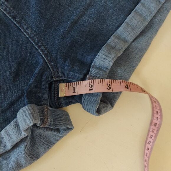 Abound High Rise Cuffed Denim Shorts Sz 28 - Picture 7 of 9
